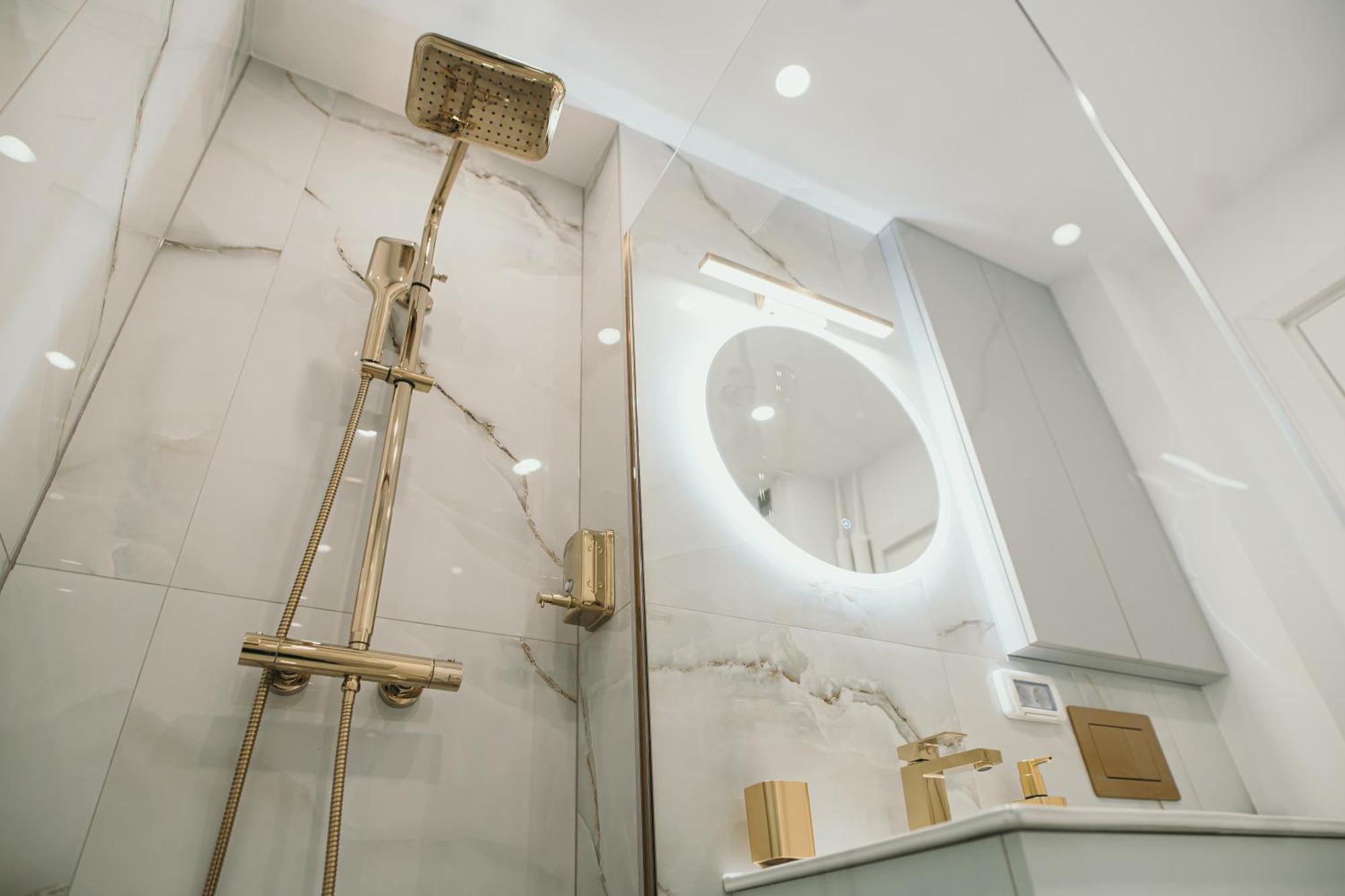 Exclusiv Est One Appartement Drobeta Turnu Severin Buitenkant foto
